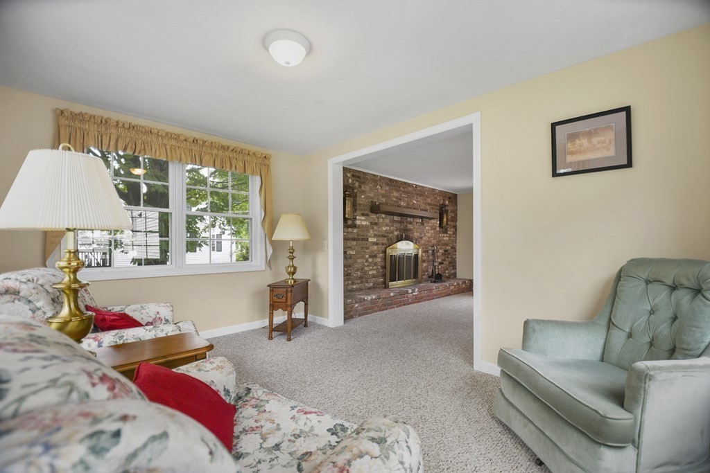 105 North Road Chelmsford, MA 01824 - Photo 8 of 31 Gallery Image 8