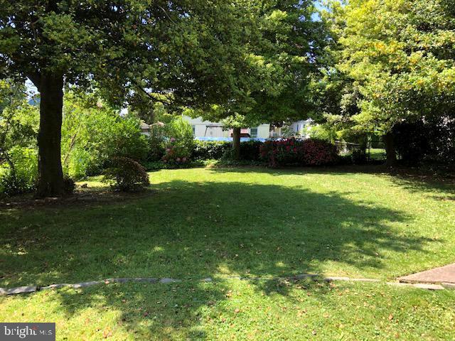 918 Rhawn Street Philadelphia, PA 19111 - Photo 28 of 44 Your backyard Oasis!