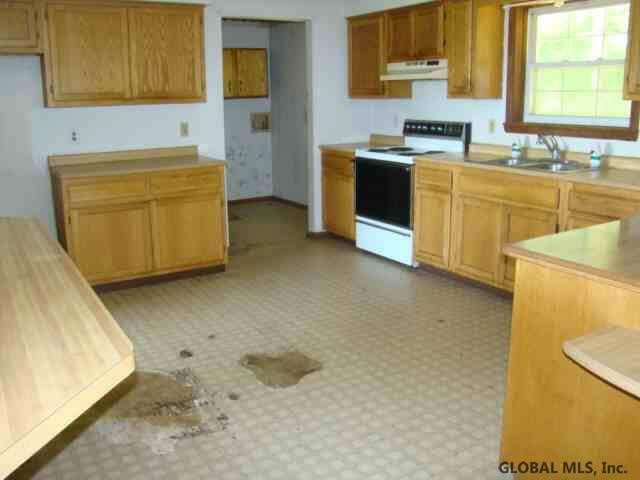 67 County Rte 9A Whitehall, NY 12887 - Photo 3 of 7 Photo 3