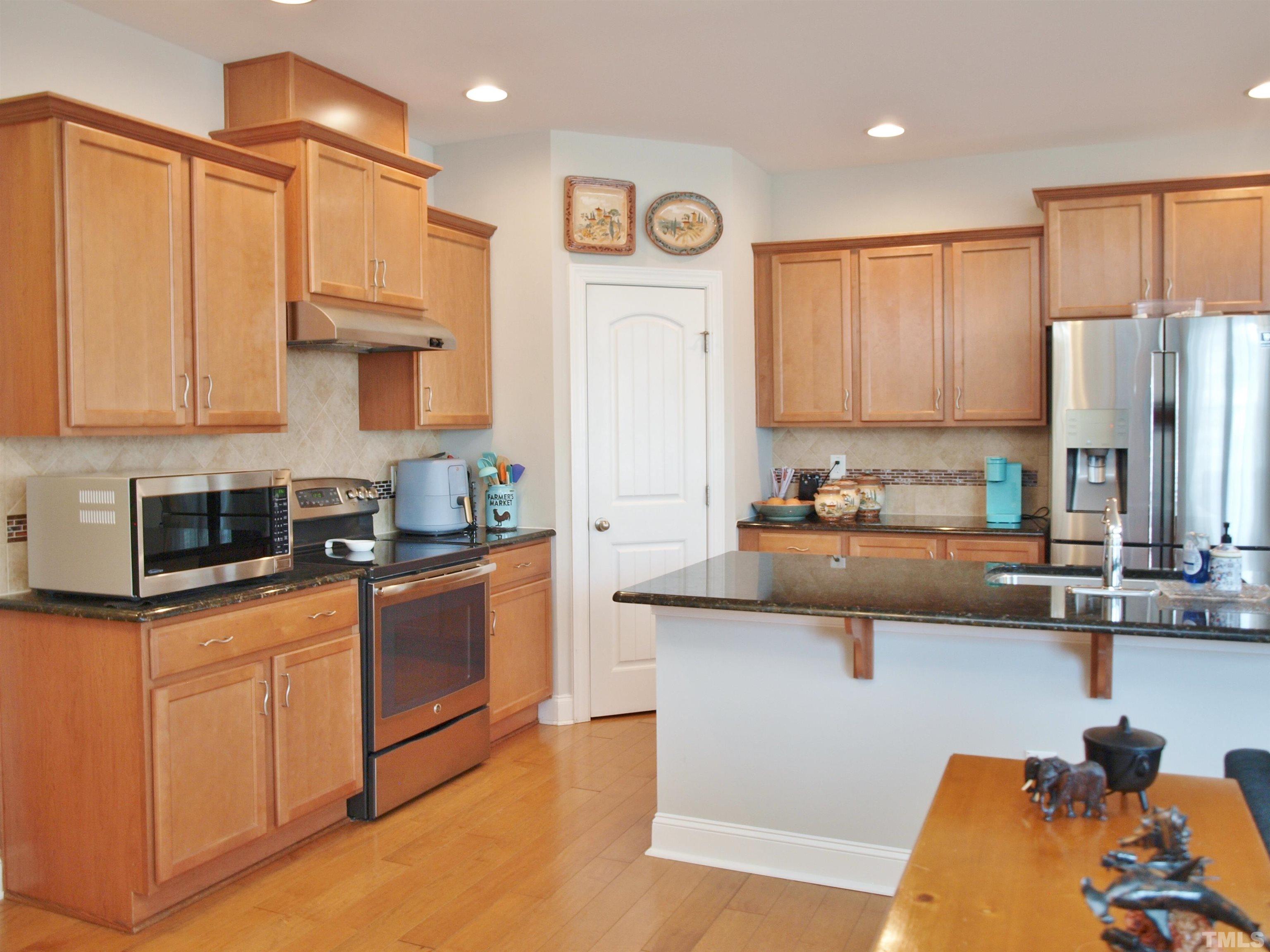 7613 Weathered Oak Way Raleigh, NC 27616 - Photo 6 of 22 Gallery Image 6