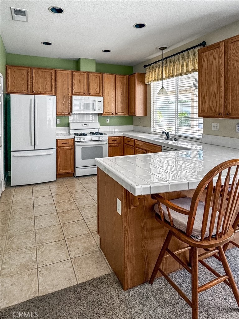 4965 Rio Bravo Drive Banning, CA 92220 - Photo 3 of 9