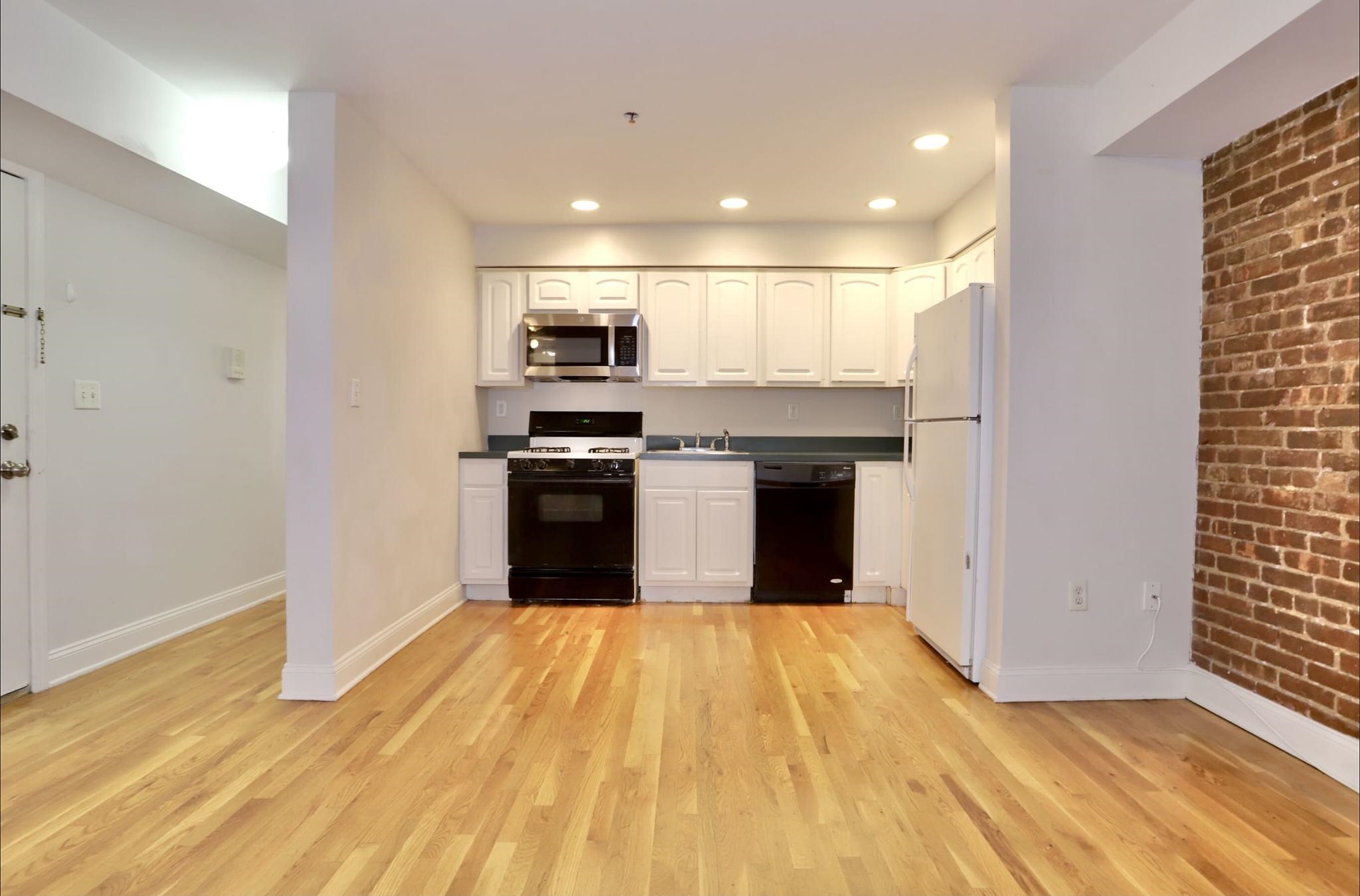 418 Madison Street, Unit 1 Hoboken, NJ 07030 - Photo 19 of 26