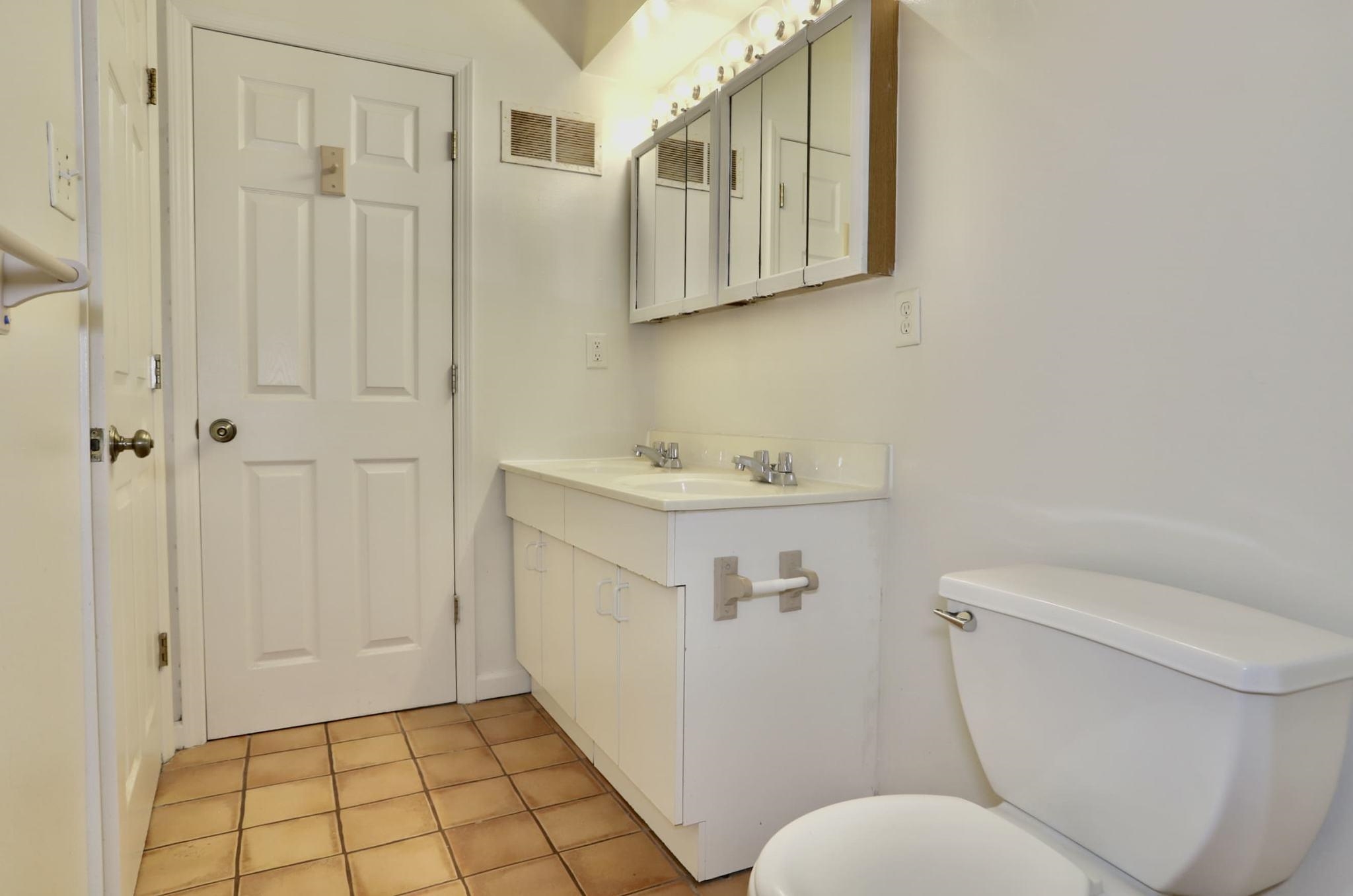 418 Madison Street, Unit 1 Hoboken, NJ 07030 - Photo 7 of 26