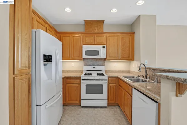 $650,000 | 3275 Dublin Boulevard, Unit 412, Dublin, CA 94568