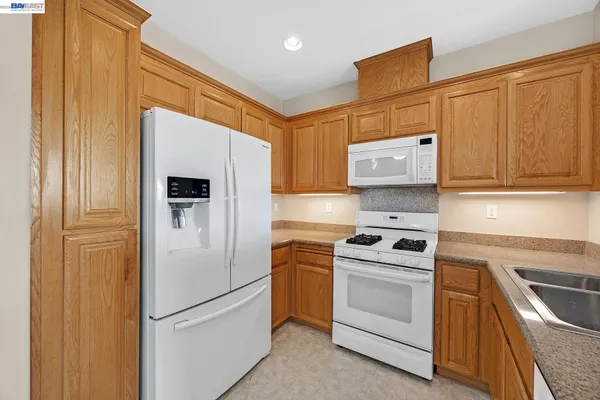 $650,000 | 3275 Dublin Boulevard, Unit 412, Dublin, CA 94568