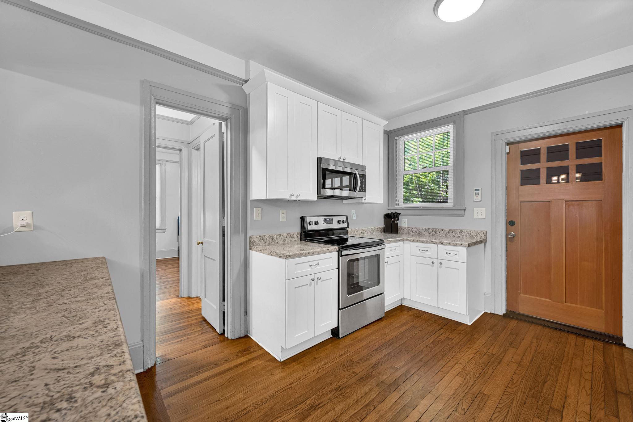 724 West Whitner Street, Unit A & B Anderson, SC 29625 - Photo 2 of 21