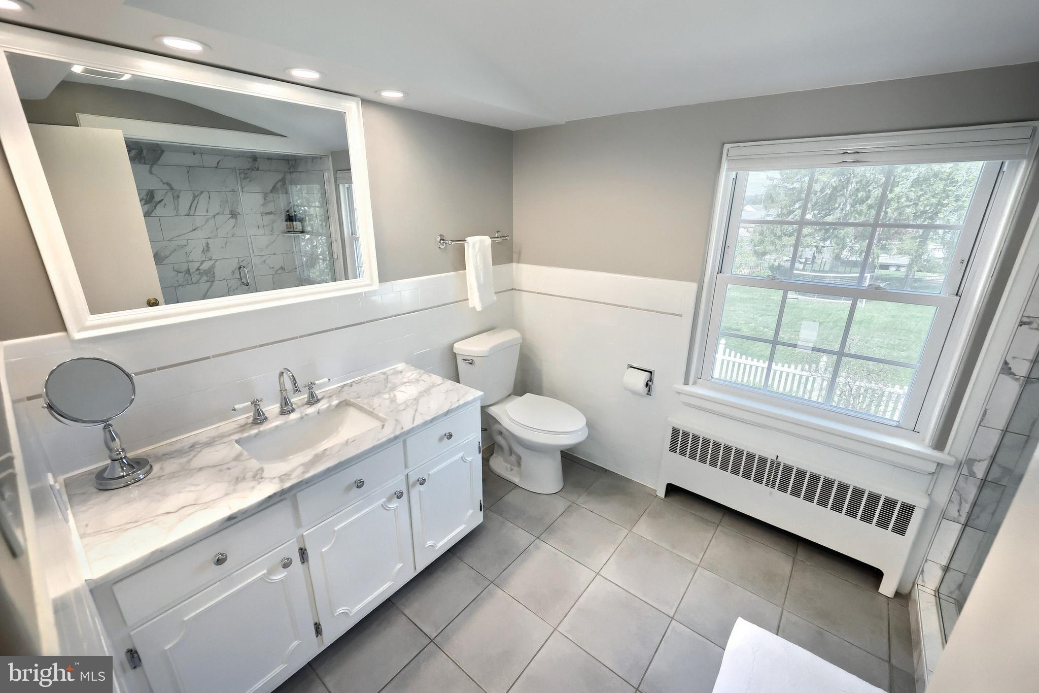 326 Allegheny Avenue Hanover, PA 17331 - Photo 36 of 52 Second Floor Full Bath