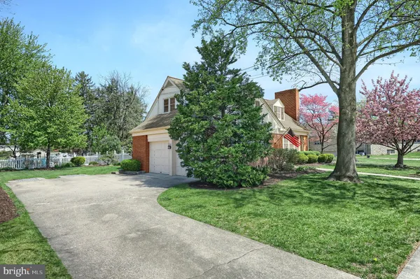 $394,900 | 326 Allegheny Avenue, Hanover, PA 17331