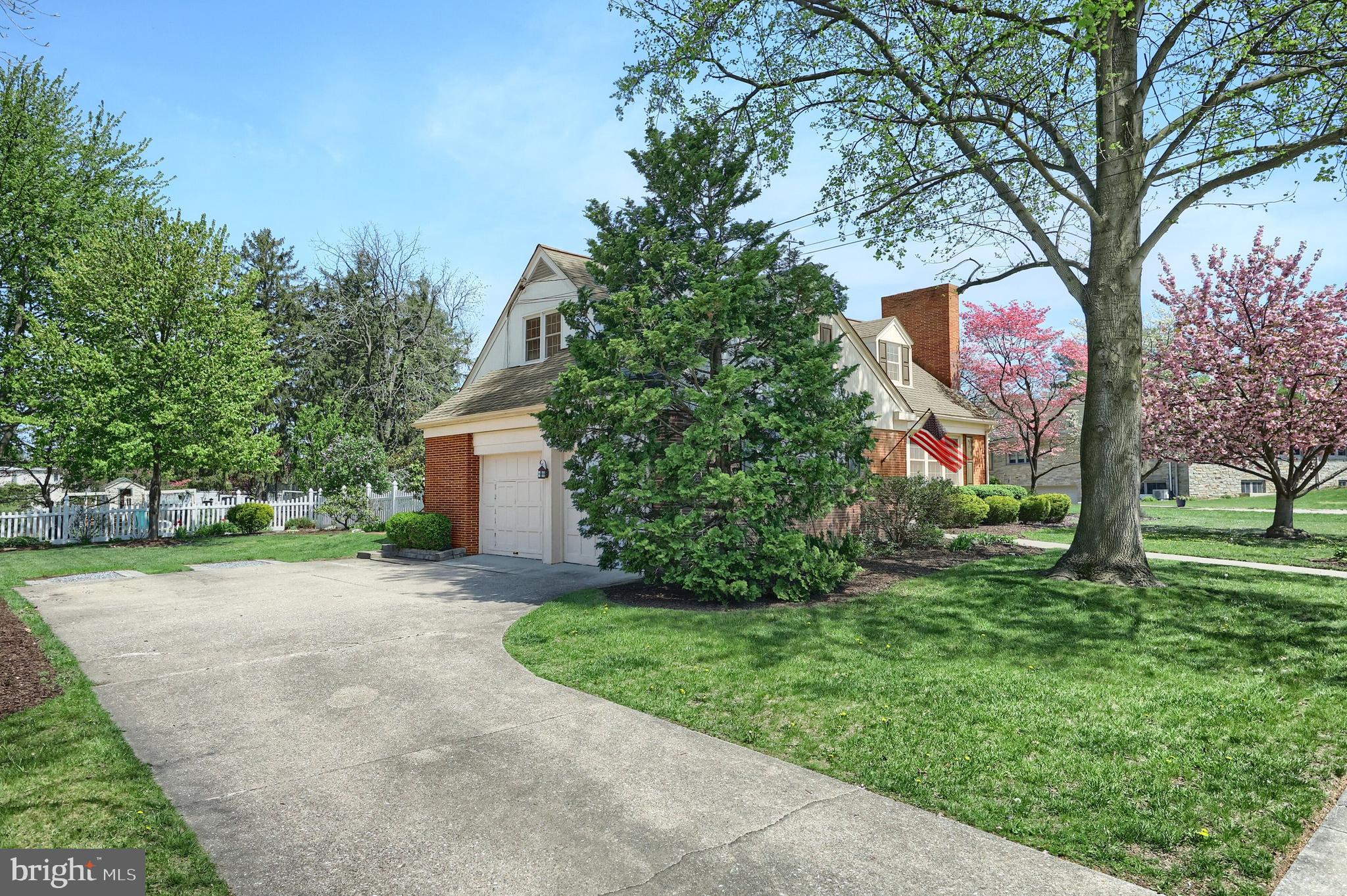 326 Allegheny Avenue Hanover, PA 17331 - Photo 4 of 52