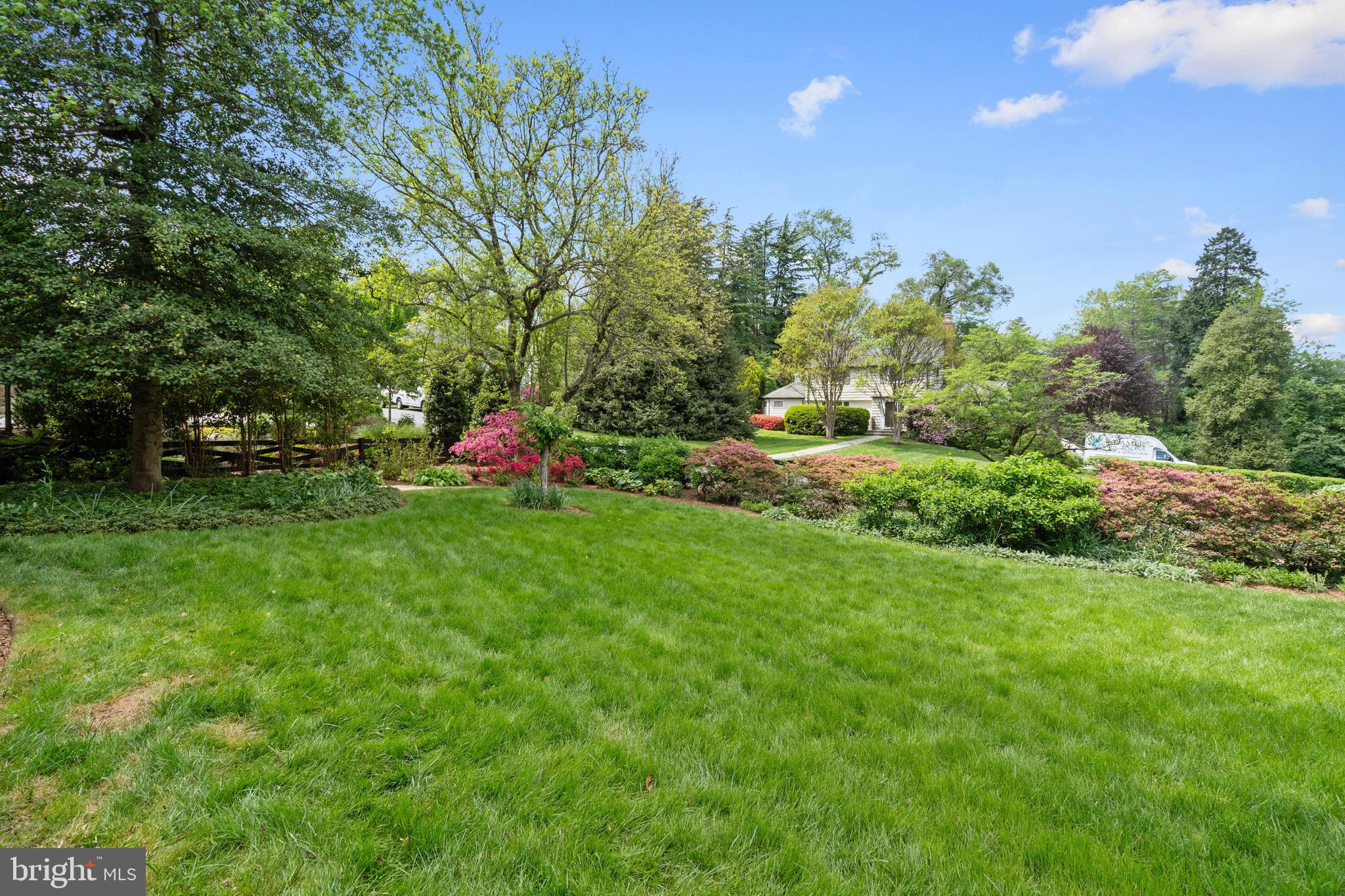 6511 Ridge Street McLean, VA 22101 - Photo 4 of 17 a view of yard with green space