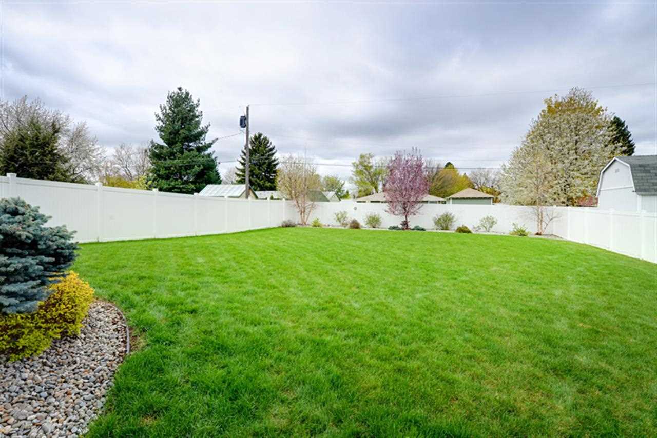 902 South Rees Lane Spokane Valley, WA 99037 - Photo 17 of 20