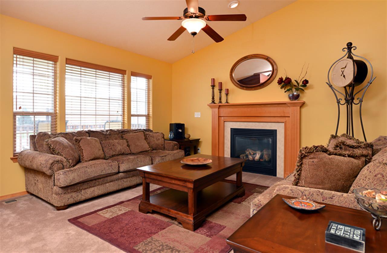 902 South Rees Lane Spokane Valley, WA 99037 - Photo 3 of 20