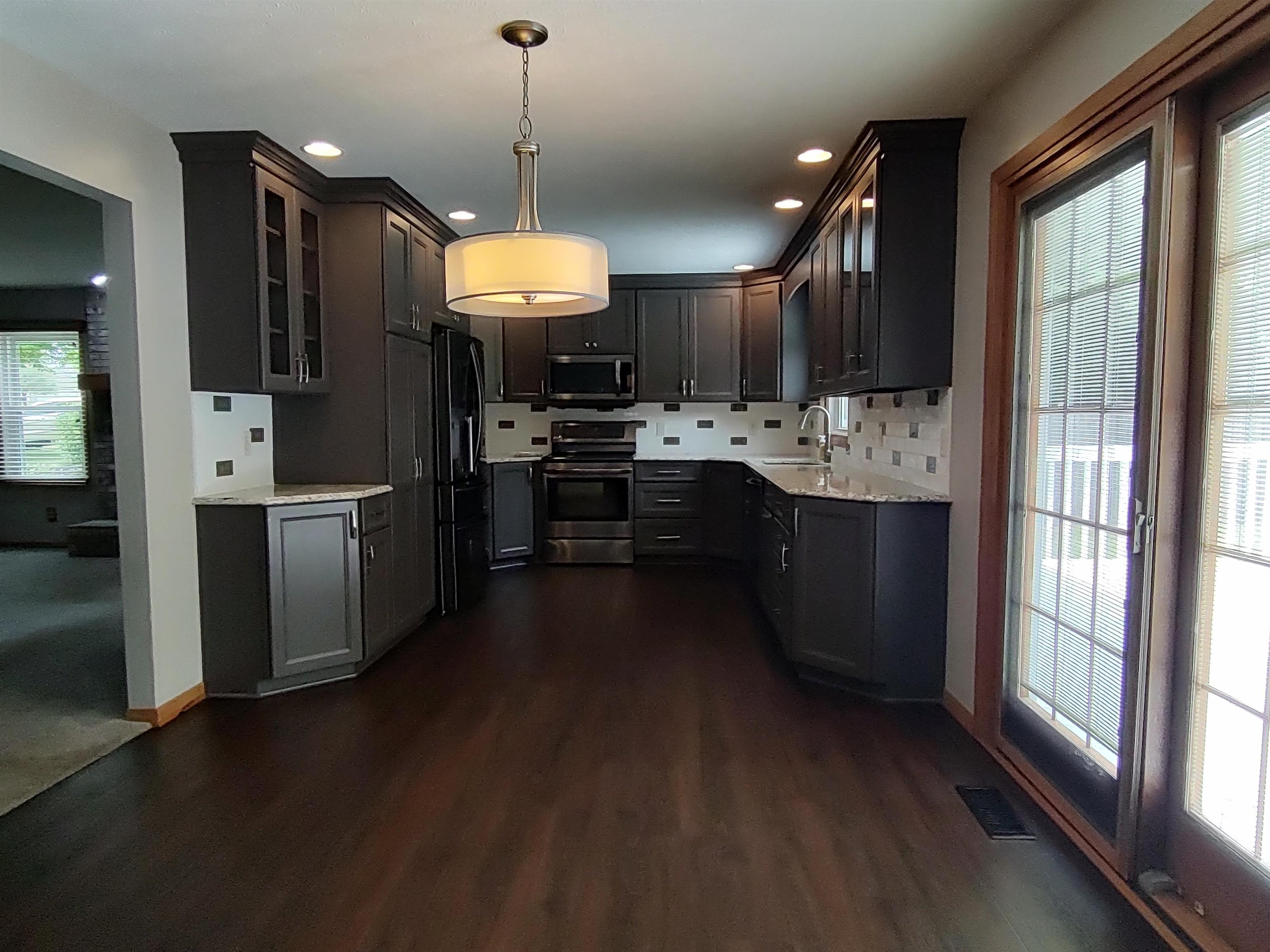 1174 Butler Road Rockford, IL 61108 - Photo 17 of 35