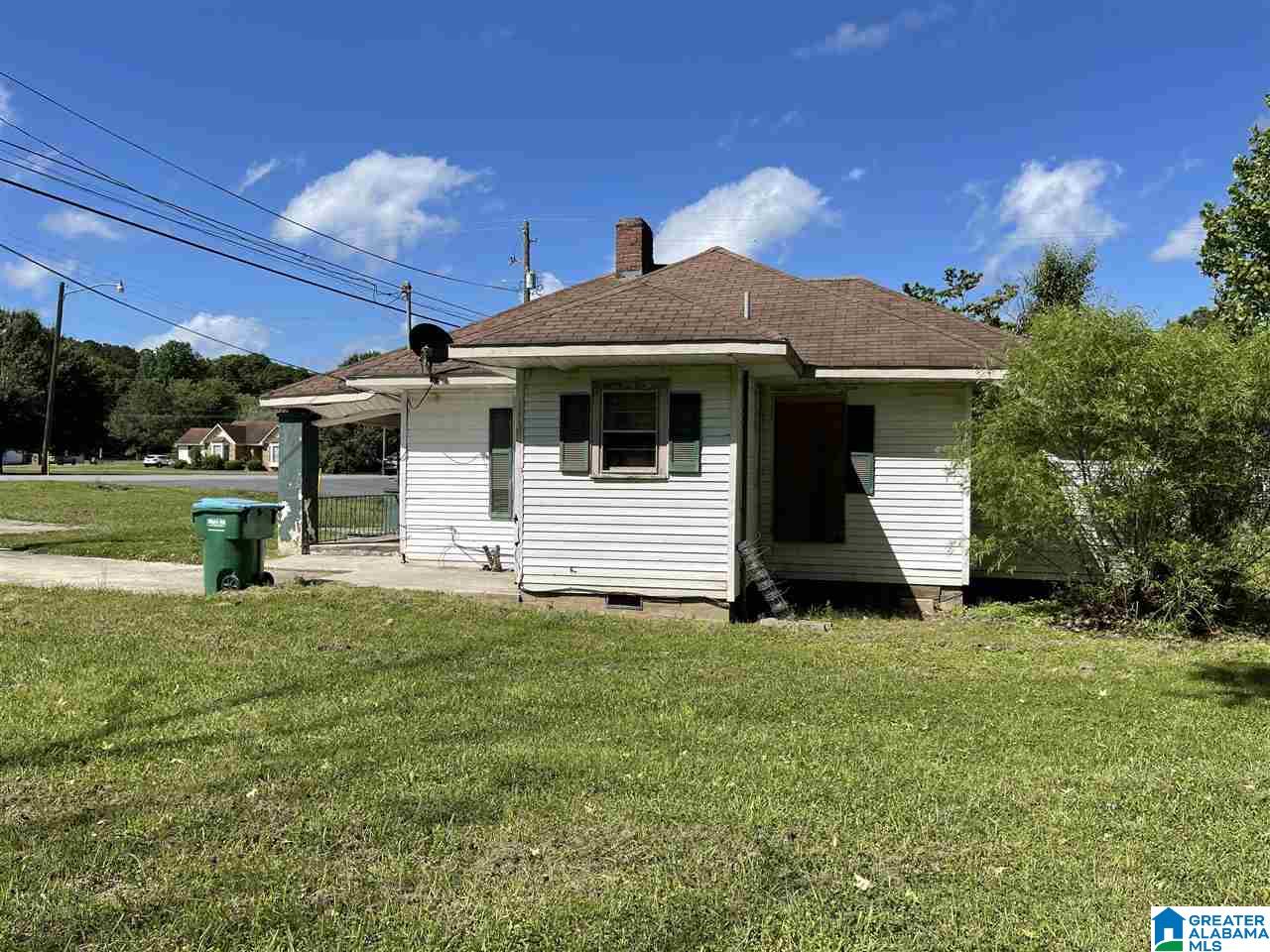 527 Valley Road Oneonta, AL 35121 - Photo 3 of 5