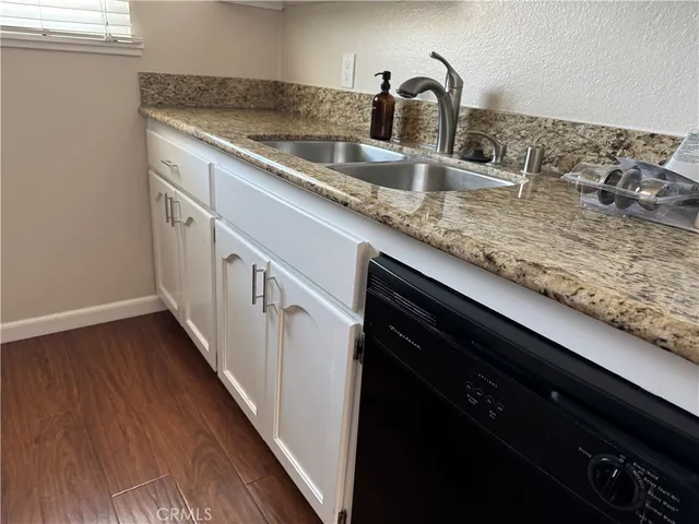 a close view of sink and tap