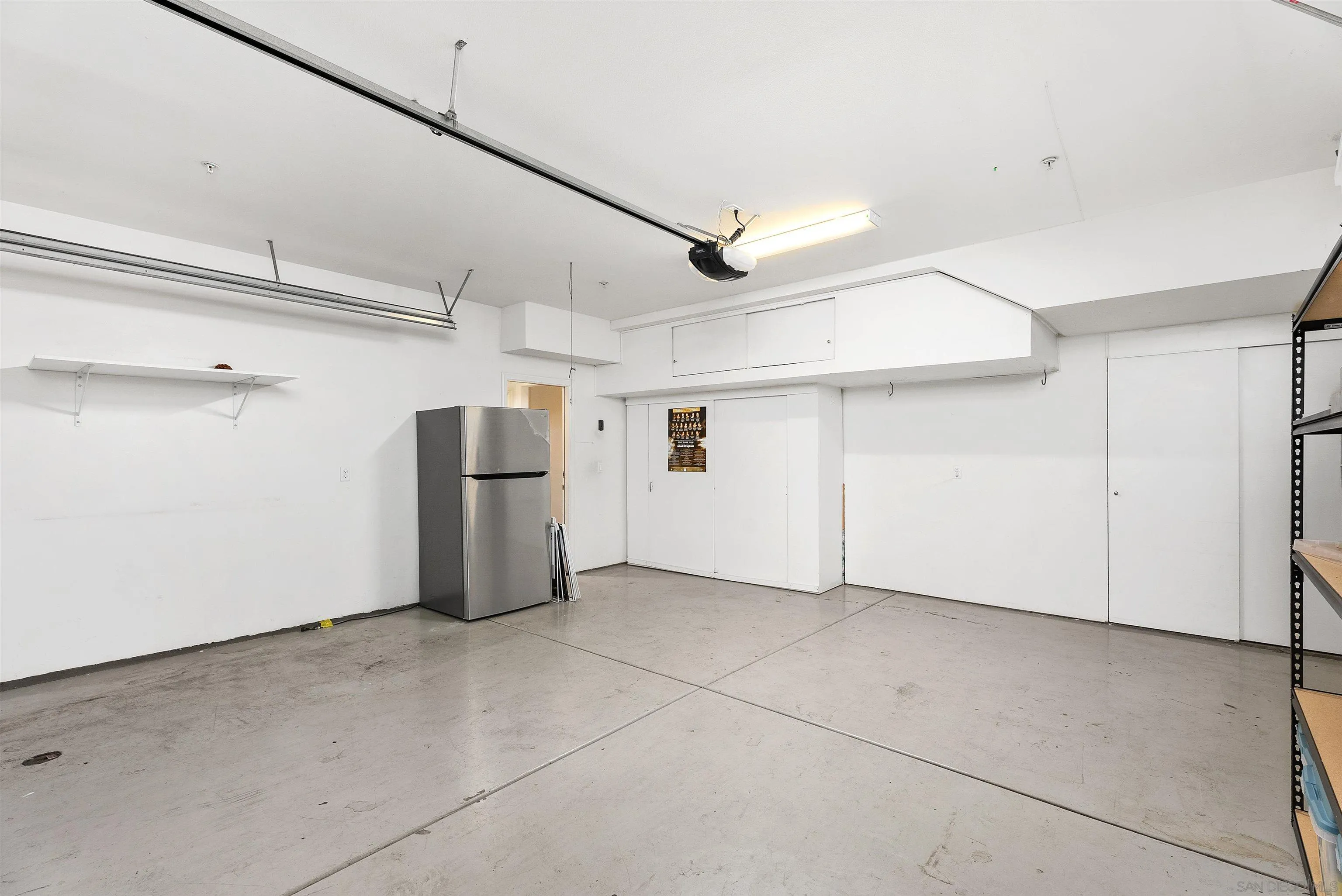 55 Diamond Irvine, CA 92620 - Photo 30 of 30 a view of a garage