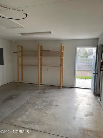 $1,550 | 415 Elsmore Drive, New Bern, NC 28562