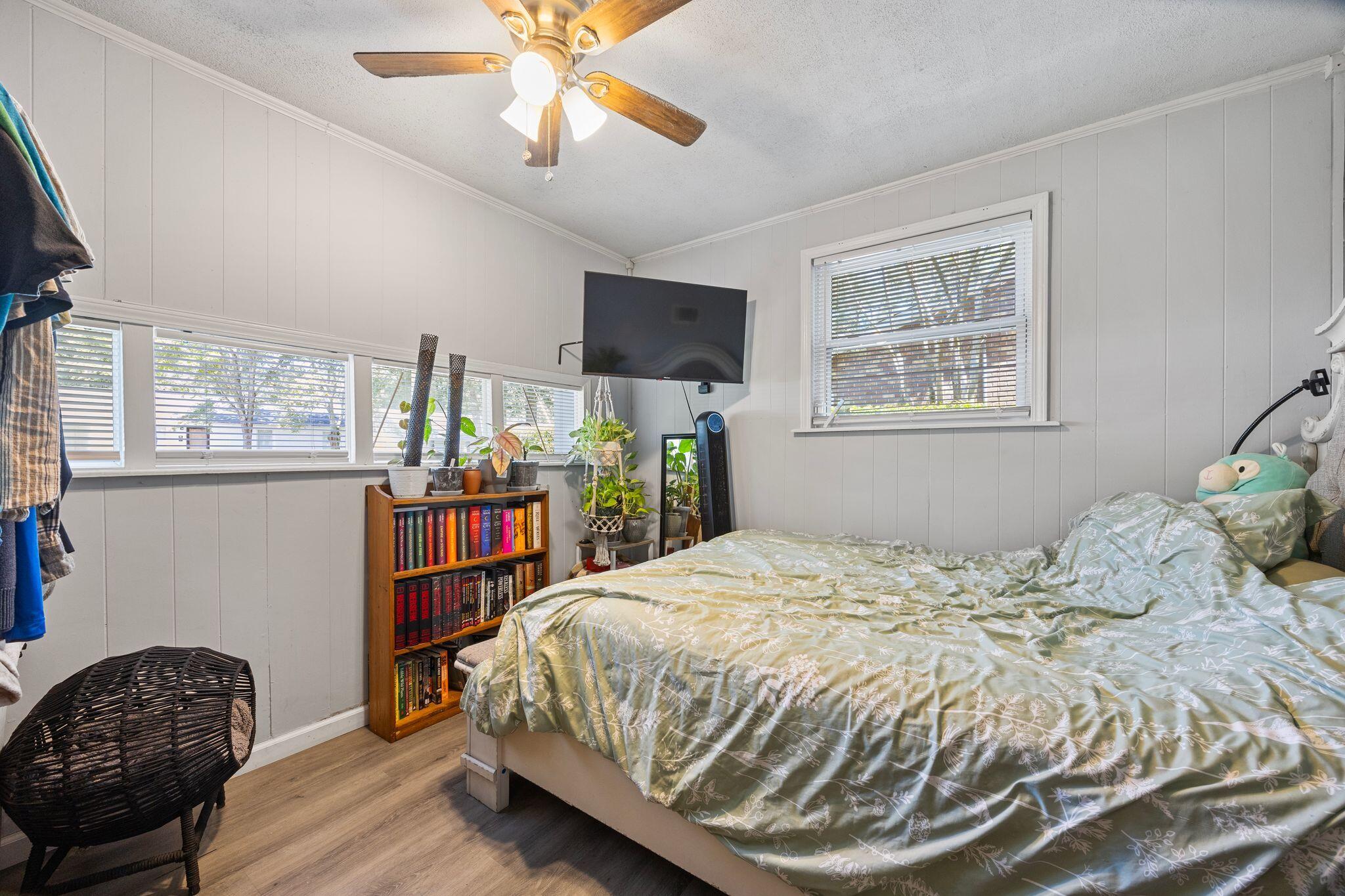 124 Englewood Road Goose Creek, SC 29445 - Photo 14 of 27 Barclay Media Co.-19