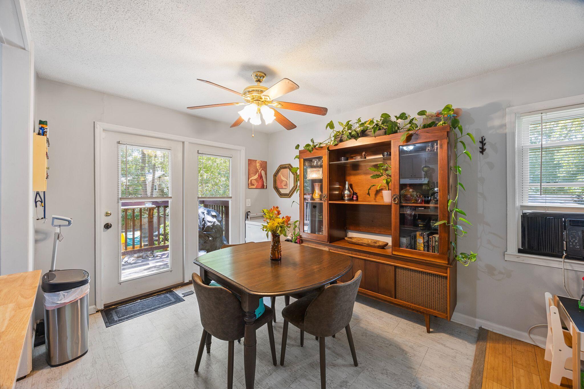 124 Englewood Road Goose Creek, SC 29445 - Photo 3 of 27 Barclay Media Co.-8