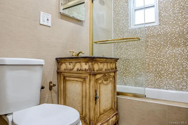 $1,788,000 | 9 Park Place, Great Neck, NY 11024