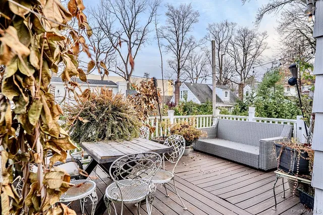 $1,788,000 | 9 Park Place, Great Neck, NY 11024