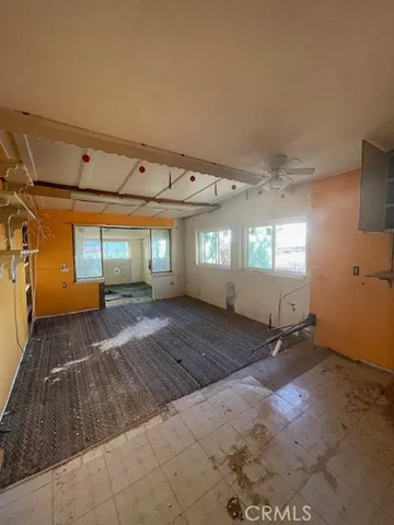 a view of empty room with window