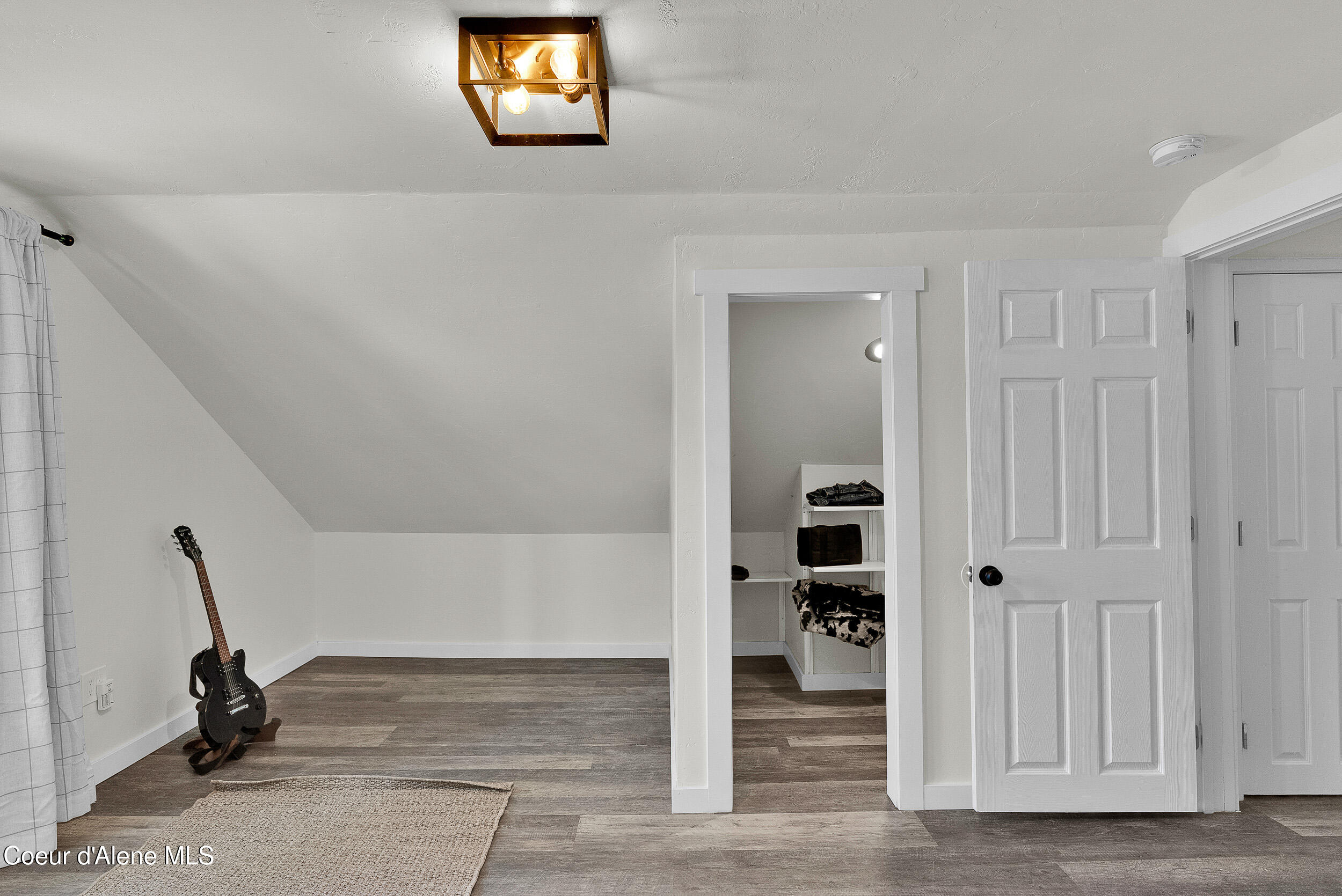 256 Roosevelt Road Bonners Ferry, ID 83805 - Photo 36 of 88 38-print-SkyLight - Roosevelt (JG)-68
