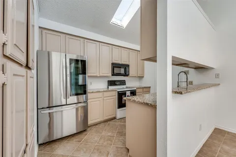 $315,000 | 2002 Verlaine Drive, Carrollton, TX 75007