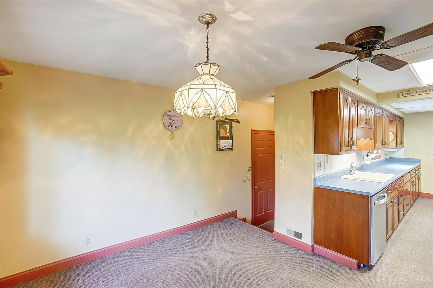 6171 Hendrickson Road Middletown, OH 45044 - Photo 14 of 47 Gallery Image 14