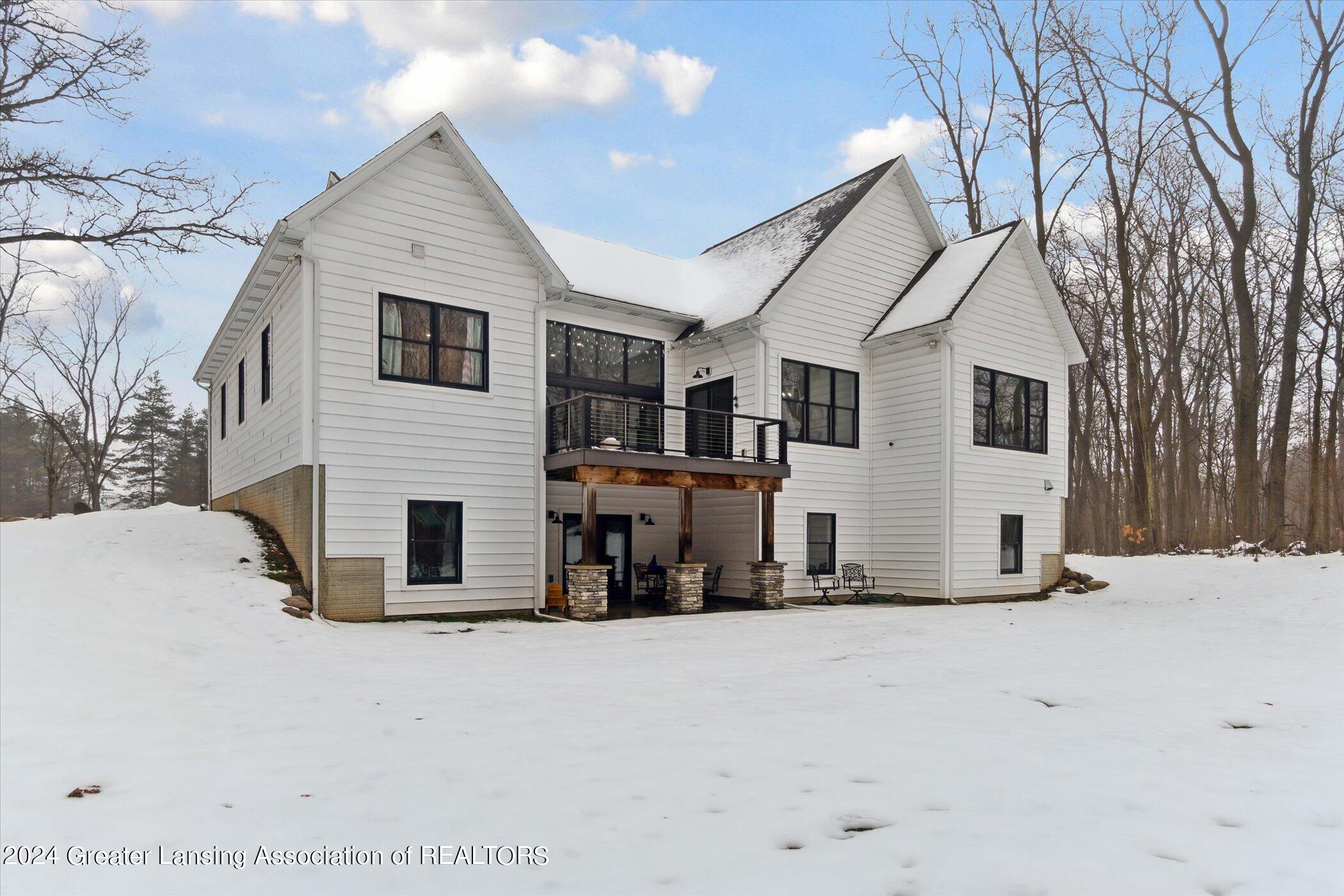 4401 West Lansing Road Perry, MI 48872 - Photo 46 of 70 58-4401-Lansing-Rd-Perry-MI-48872-Window