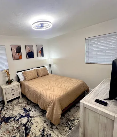 $2,400 | 2153 Longview Drive, Tallahassee, FL 32303