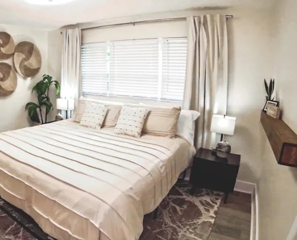 $2,400 | 2153 Longview Drive, Tallahassee, FL 32303