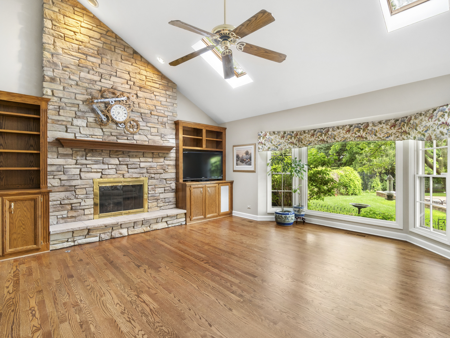 6437 Greene Road Woodridge, IL 60517 - Photo 7 of 65 Gallery Image 7