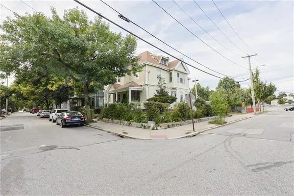 $520,000 | 61 Whitmarsh Street, Providence, RI 02907