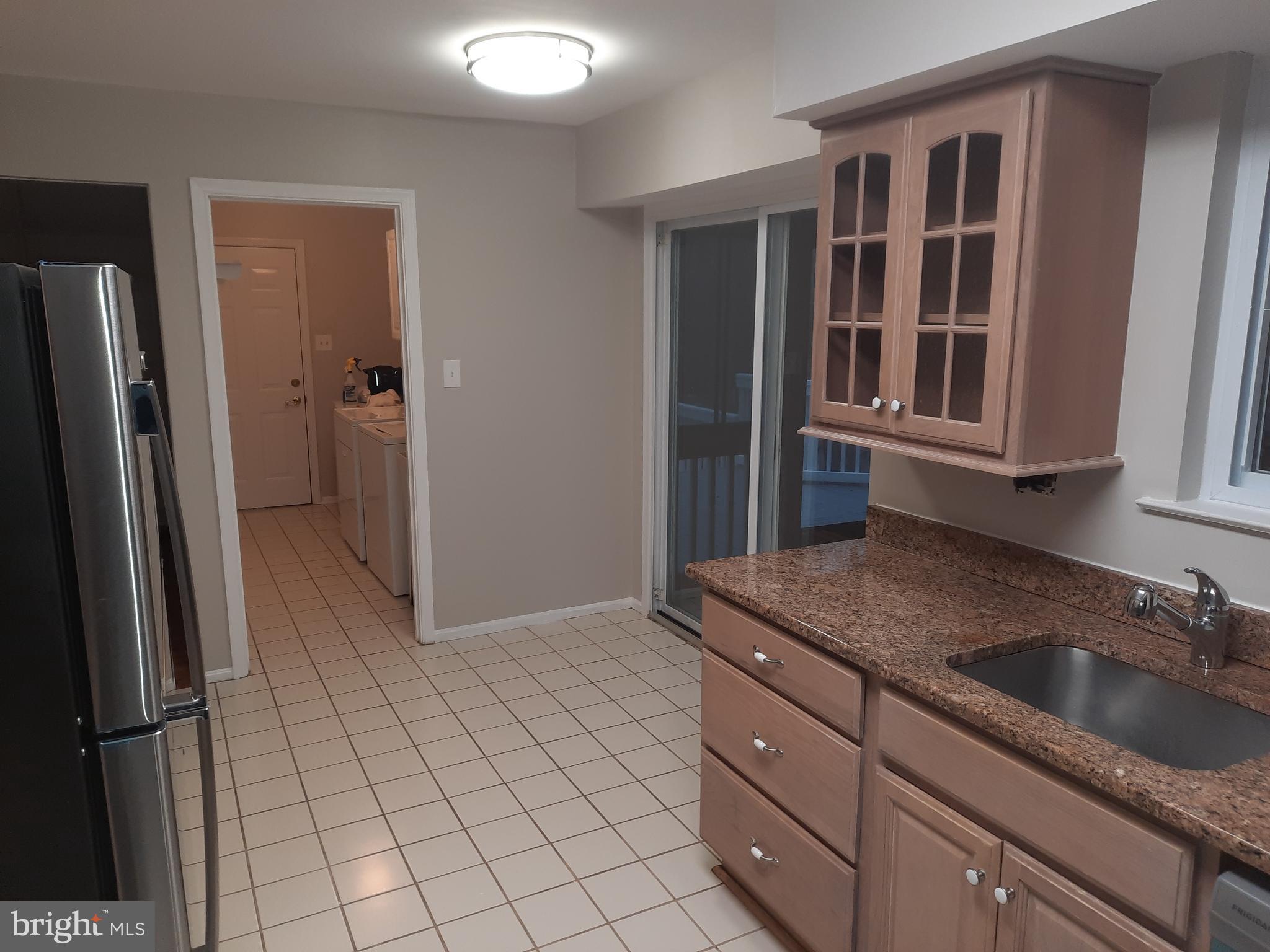 9072 Brook Ford Road Burke, VA 22015 - Photo 7 of 12 Kitchen