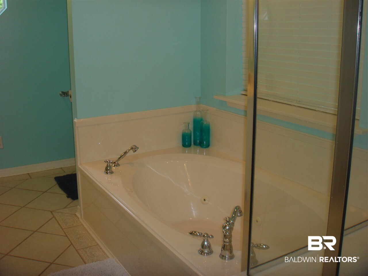 2820 Woodland Road Mobile, AL 36693 - Photo 8 of 32