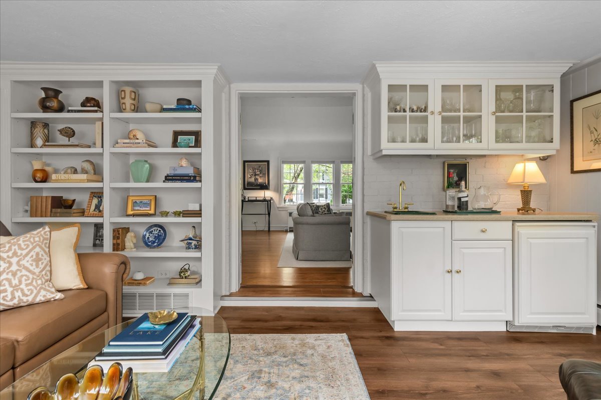 355 Myrtle Street Winnetka, IL 60093 - Photo 13 of 33