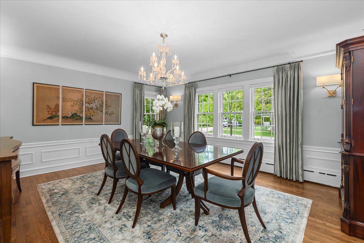 355 Myrtle Street Winnetka, IL 60093 - Photo 10 of 33