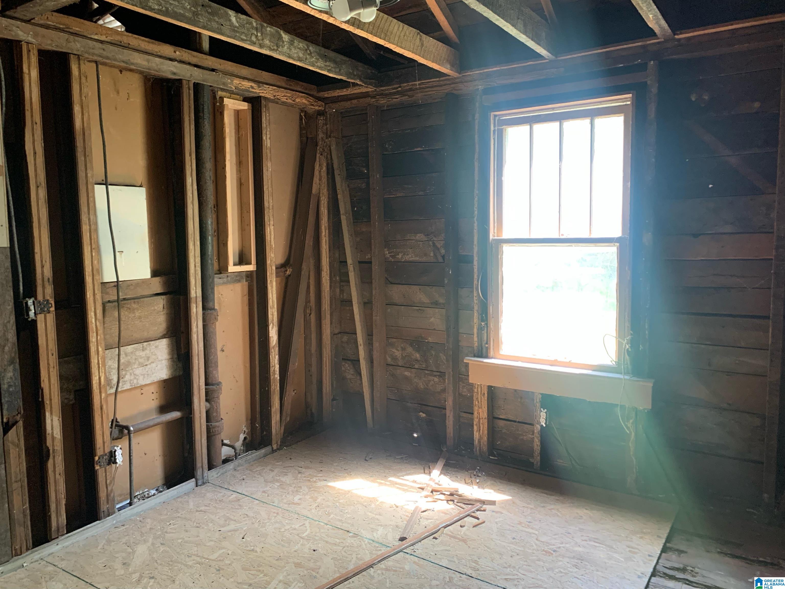 30 West 28th Street Anniston, AL 36201 - Photo 11 of 12