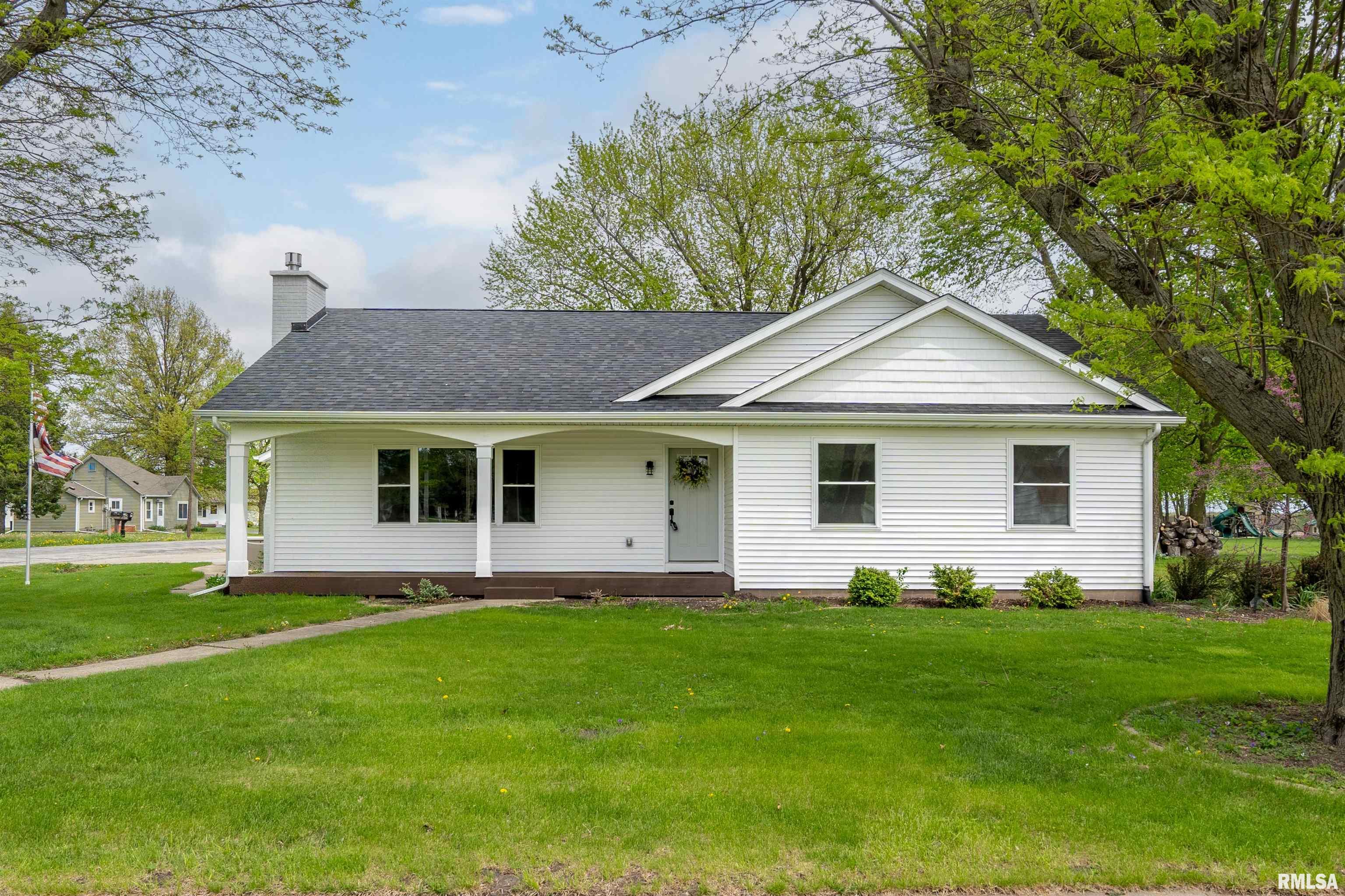 2002 13th Street Viola, IL 61486 - Photo 1 of 36