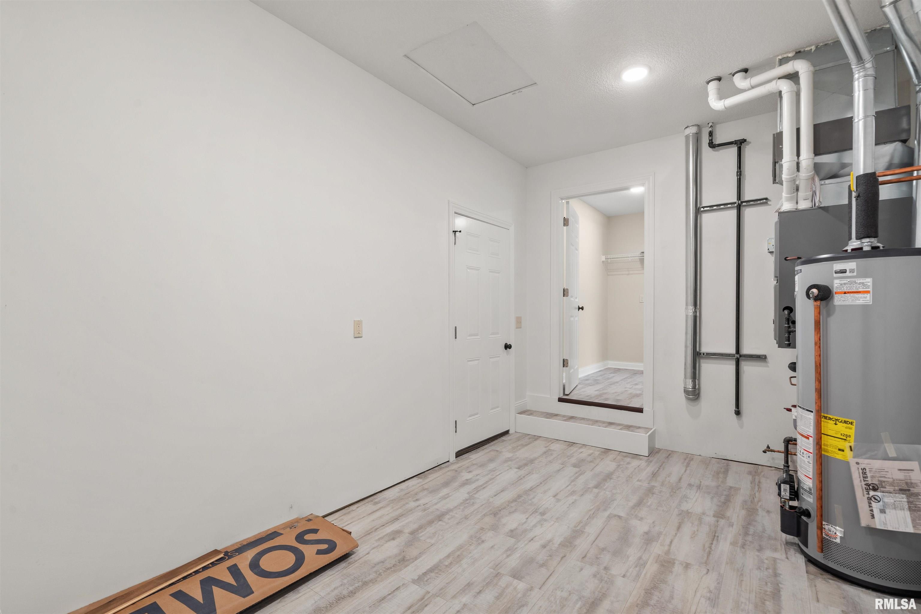 2002 13th Street Viola, IL 61486 - Photo 28 of 36