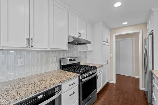 $299,000 | 2565 Chestnut Street, Columbus, IN 47201