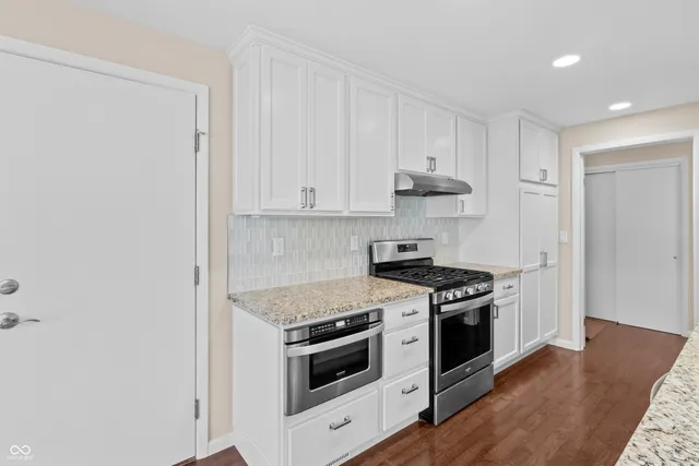 $299,000 | 2565 Chestnut Street, Columbus, IN 47201