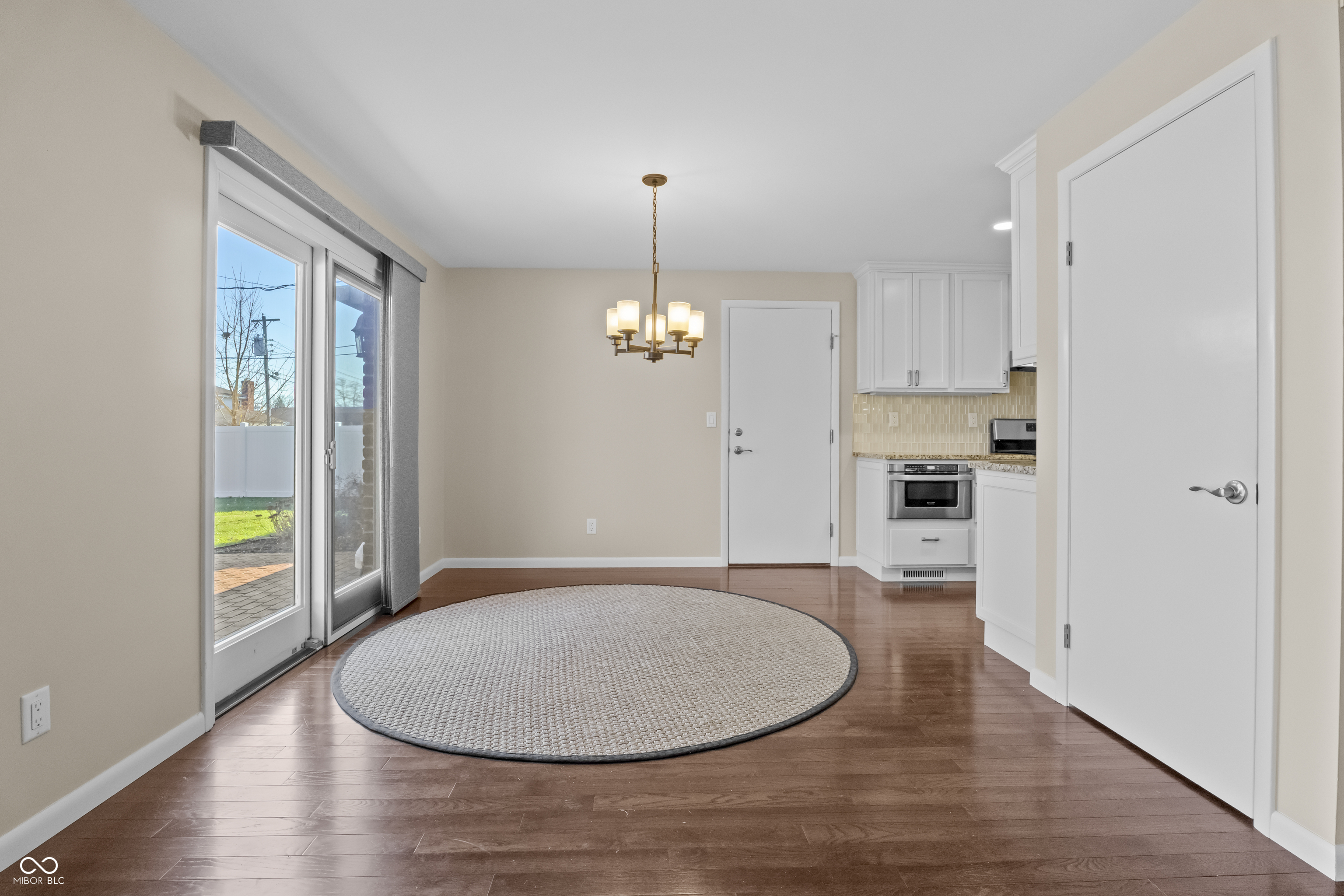 2565 Chestnut Street Columbus, IN 47201 - Photo 15 of 38