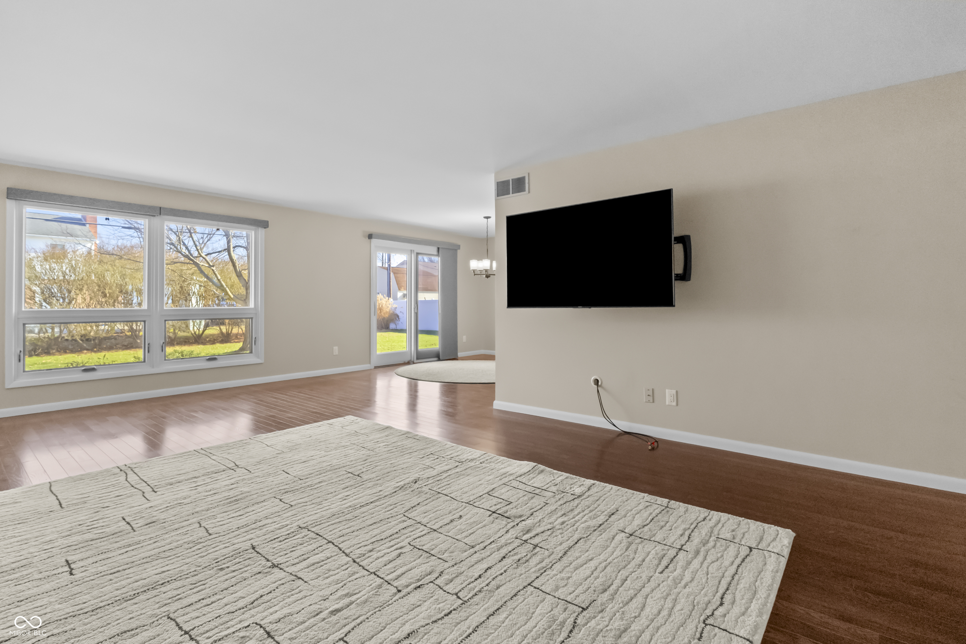 2565 Chestnut Street Columbus, IN 47201 - Photo 18 of 38