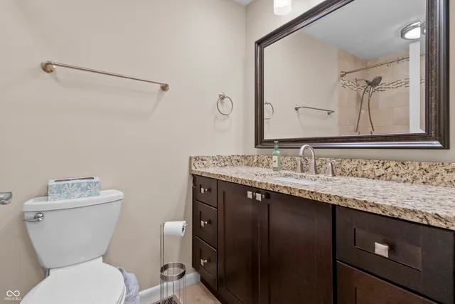 $299,000 | 2565 Chestnut Street, Columbus, IN 47201