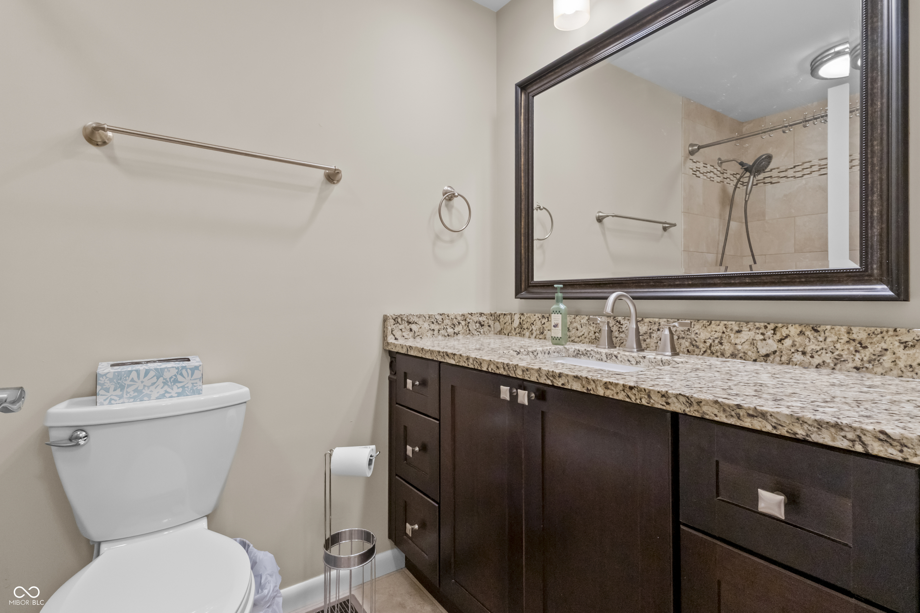 2565 Chestnut Street Columbus, IN 47201 - Photo 20 of 38