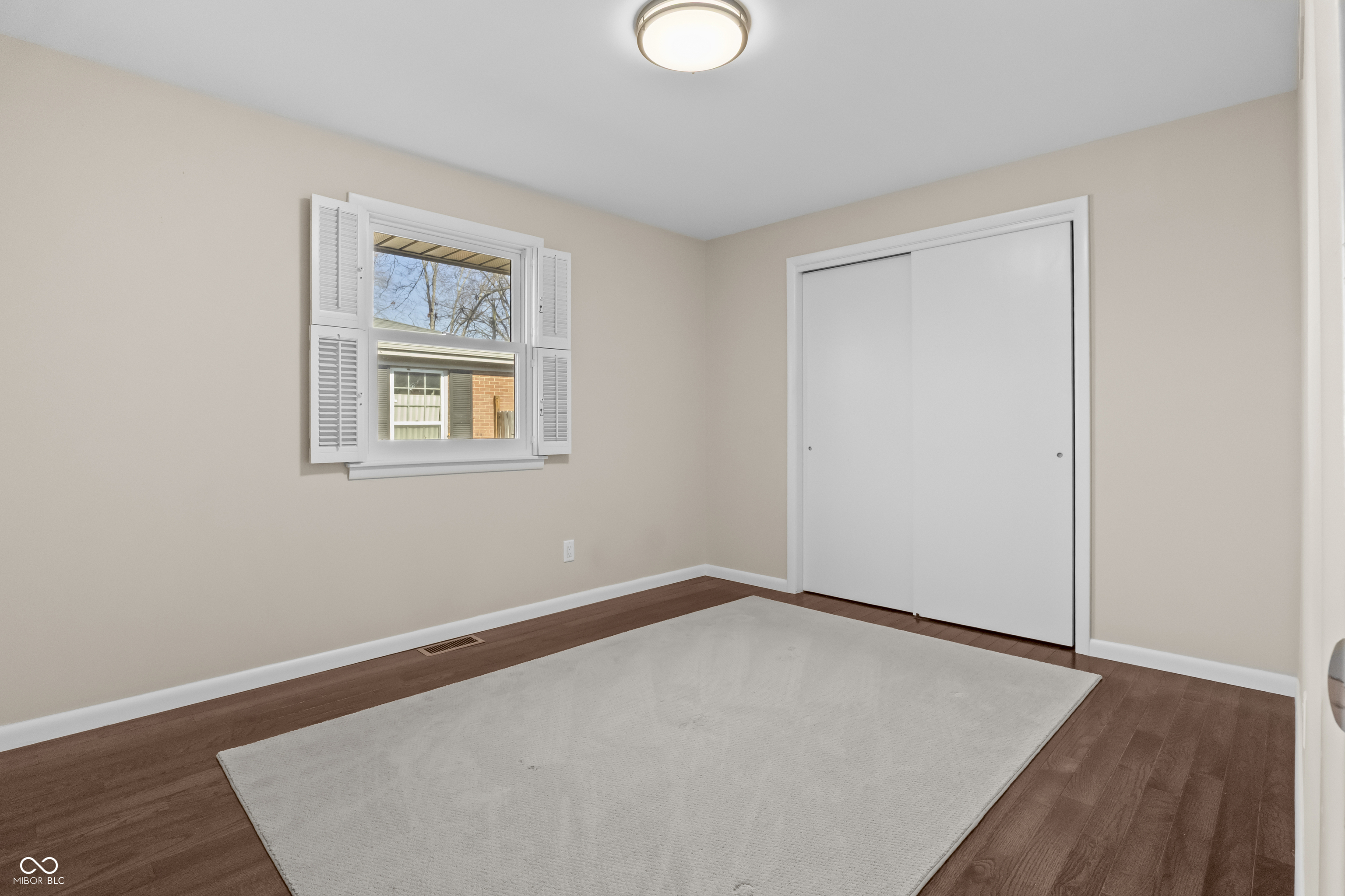 2565 Chestnut Street Columbus, IN 47201 - Photo 22 of 38