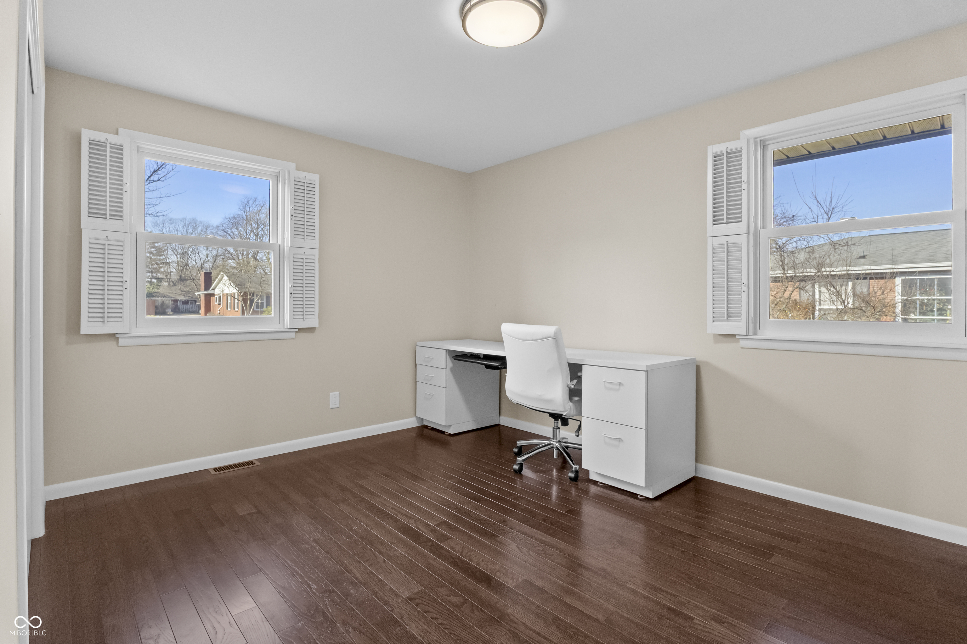 2565 Chestnut Street Columbus, IN 47201 - Photo 24 of 38