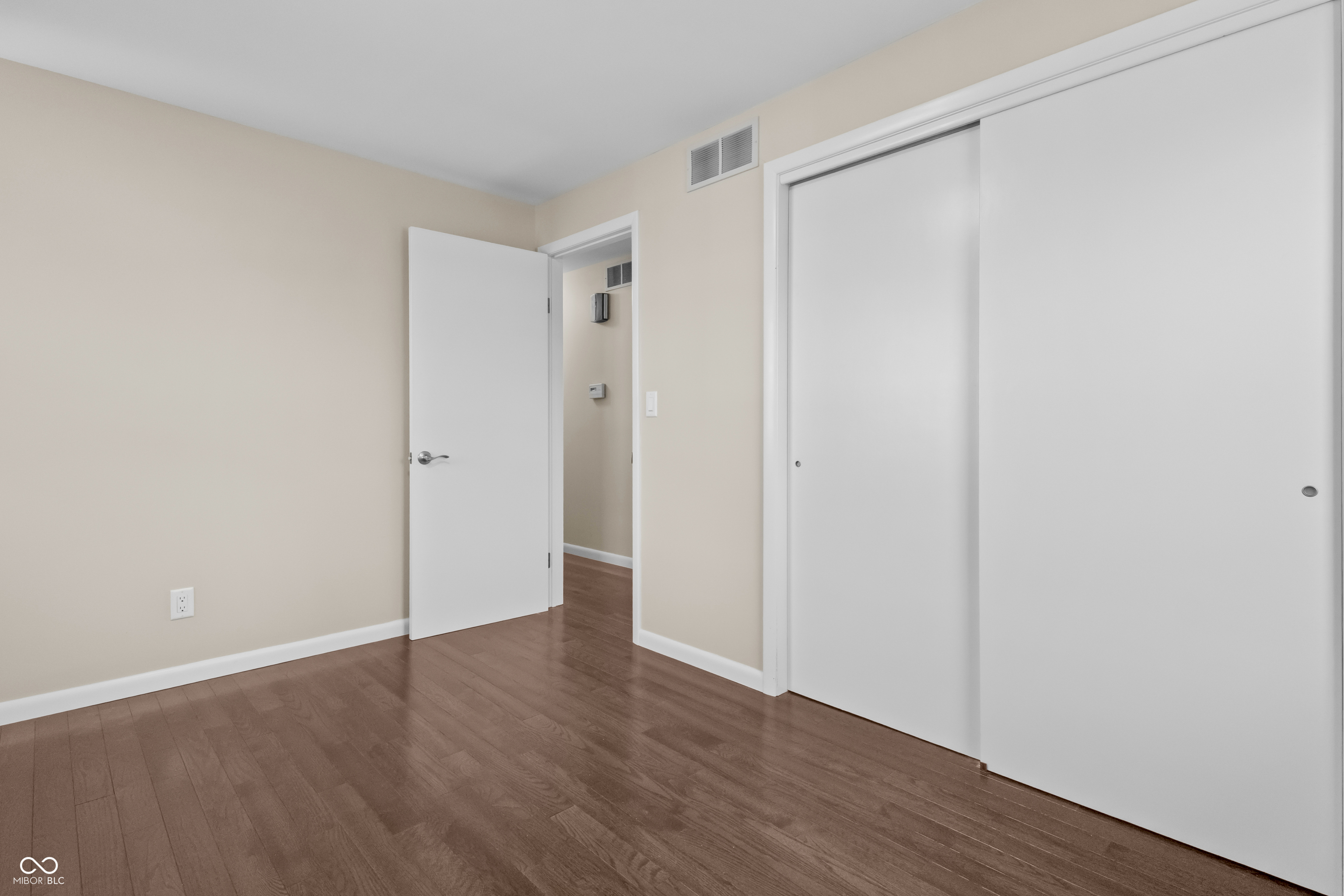 2565 Chestnut Street Columbus, IN 47201 - Photo 26 of 38